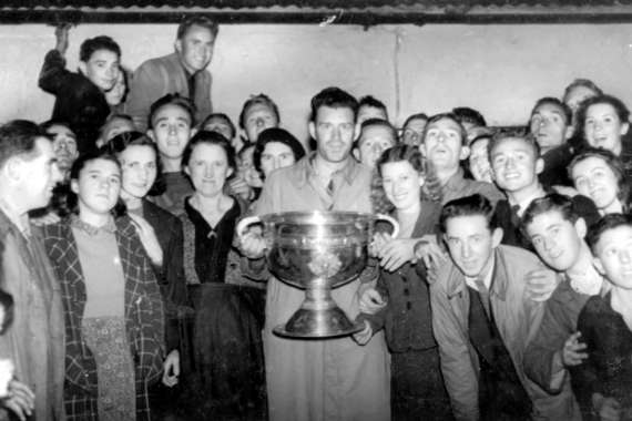 Dan Spring with Sam Maguire in 1940