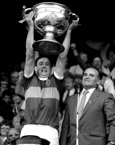 Tommy Doyle with Sam Maguire in 1986