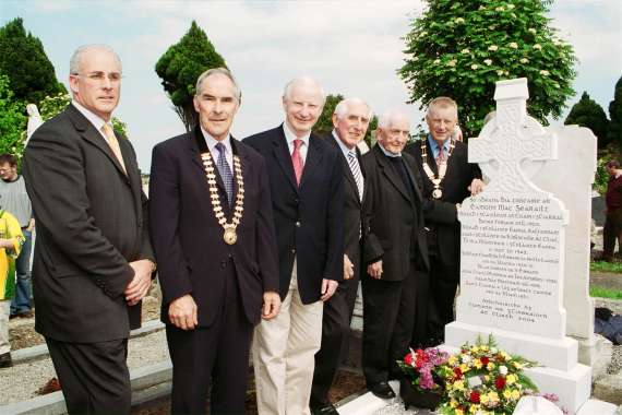 Graveside Tribute to Eamonn Fitzgerald in 2004