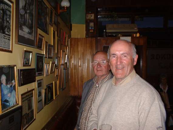 Eddie Keher visits Jimmy O'Briens GAA pub in Killarney