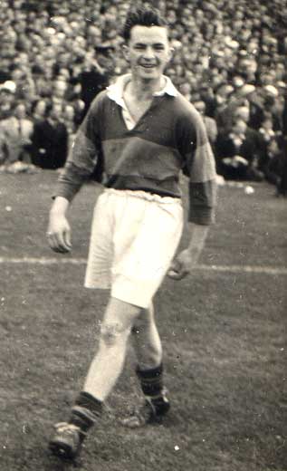 Johnny Culloty during the 1955 final against Dublin